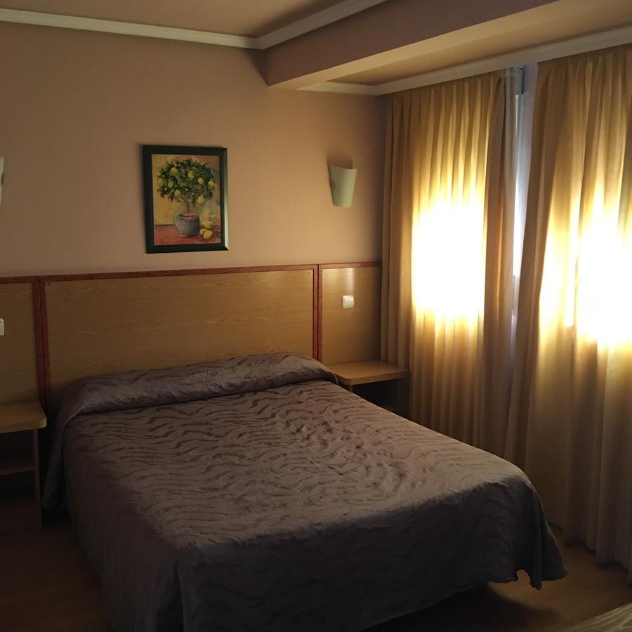 Hotel Avenida Leganes Exterior photo